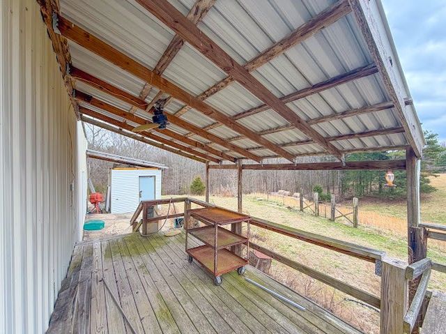 449 Miller Ln, Goodspring, TN 38460