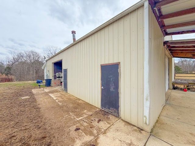 449 Miller Ln, Goodspring, TN 38460