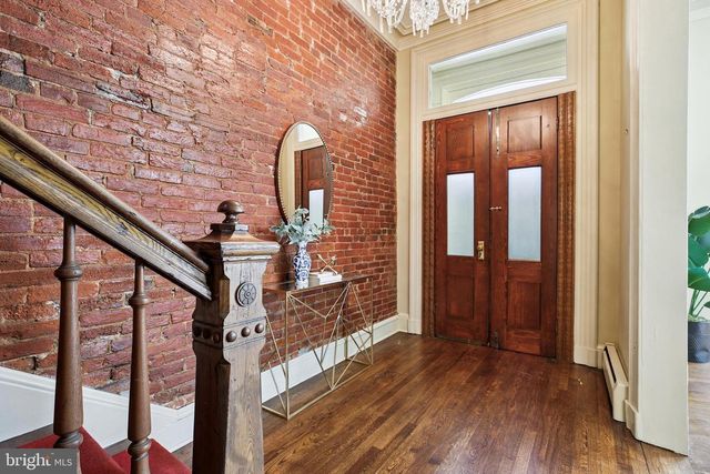 17 LOGAN CIR NW, Washington, DC 20005