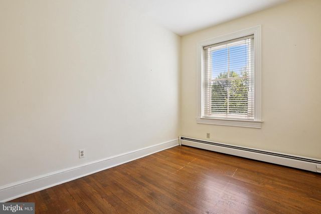 17 LOGAN CIR NW, Washington, DC 20005