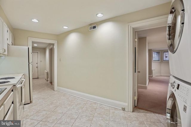 17 LOGAN CIR NW, Washington, DC 20005