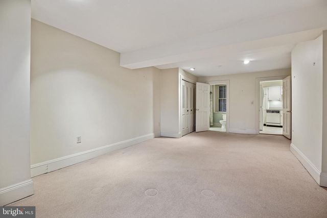 17 LOGAN CIR NW, Washington, DC 20005