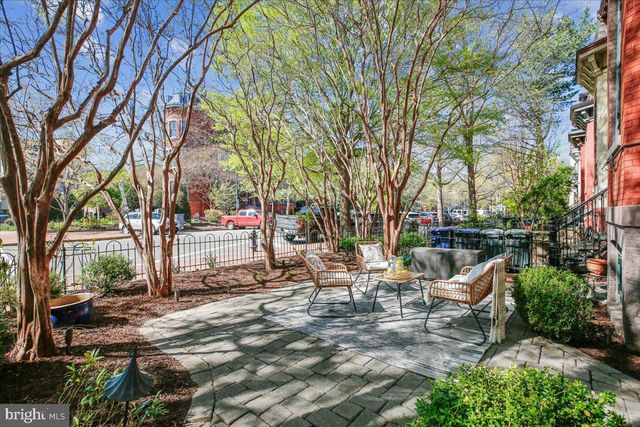 17 LOGAN CIR NW, Washington, DC 20005