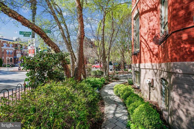 17 LOGAN CIR NW, Washington, DC 20005