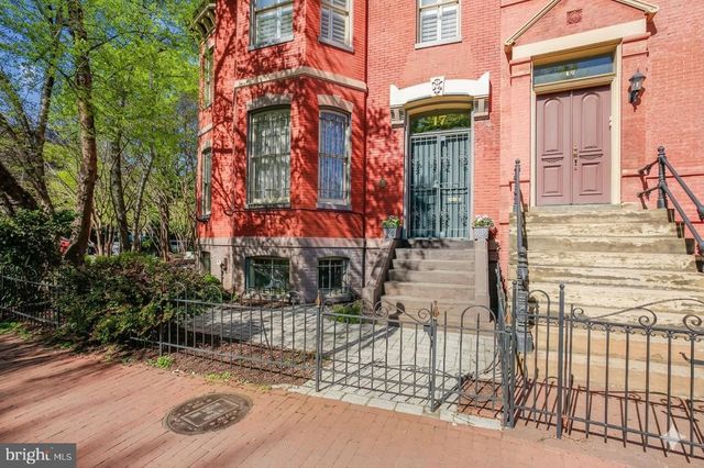 17 LOGAN CIR NW, Washington, DC 20005