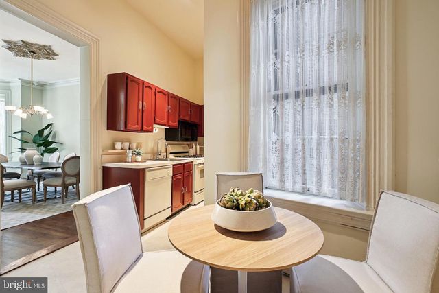 17 LOGAN CIR NW, Washington, DC 20005