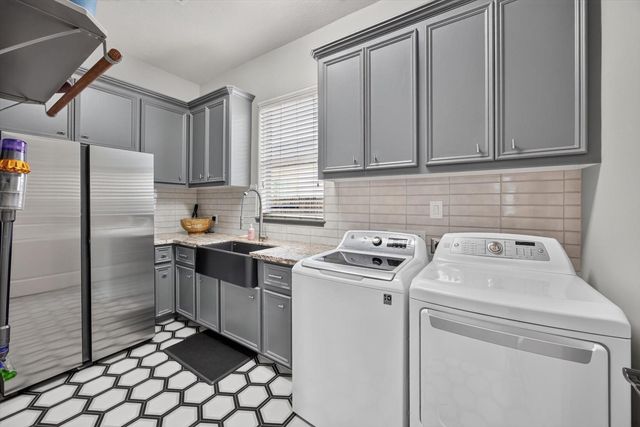 27707 Stonehurst Lane, Katy, TX 77494