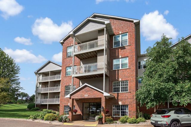 2231 Penn Place 120, North Saint Paul, MN 55109