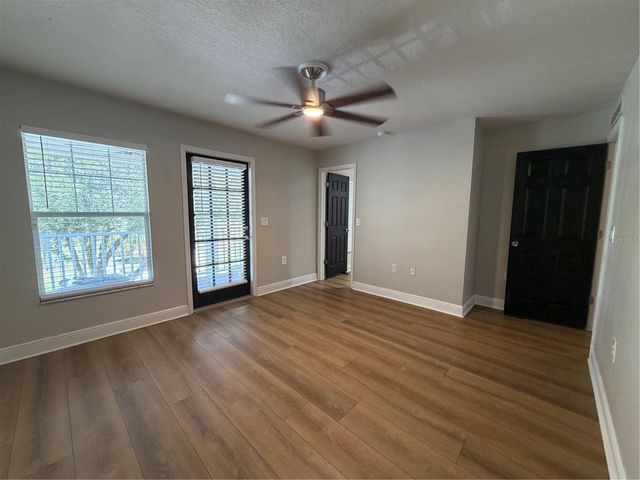 1934 W SPRUCE STREET, Tampa, FL 33607