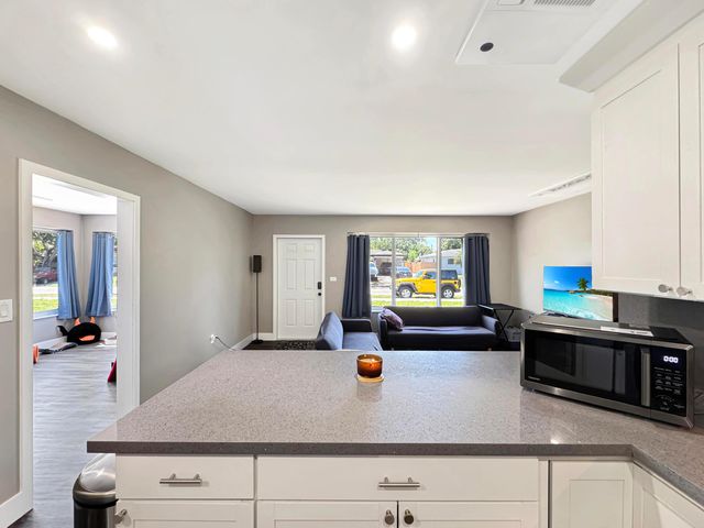 6751 Cody Street, Hollywood, FL 33024