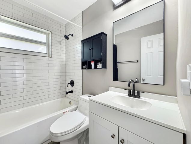 6751 Cody Street, Hollywood, FL 33024