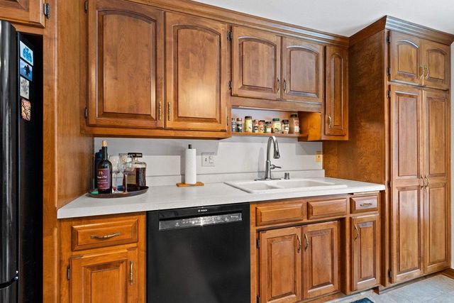 3258 PETERSON ROAD, Green Bay, WI 54311