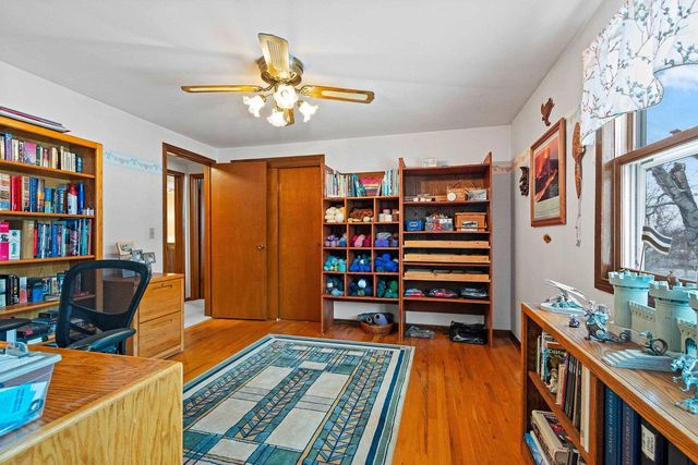 3258 PETERSON ROAD, Green Bay, WI 54311