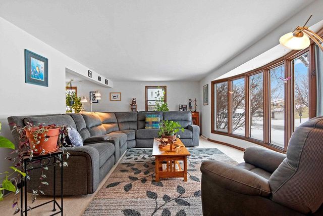 3258 PETERSON ROAD, Green Bay, WI 54311