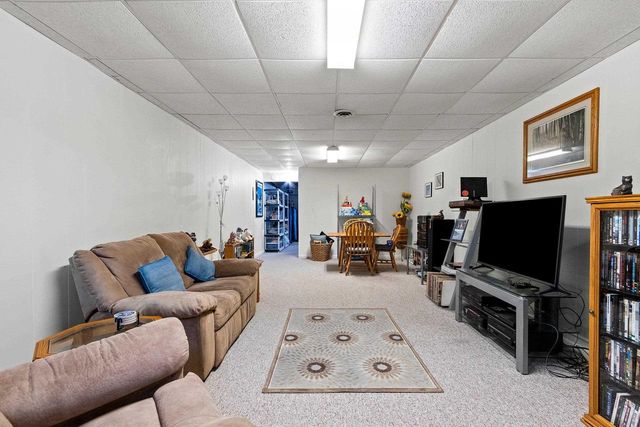 3258 PETERSON ROAD, Green Bay, WI 54311