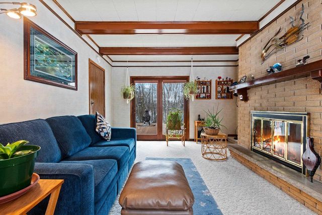 3258 PETERSON ROAD, Green Bay, WI 54311