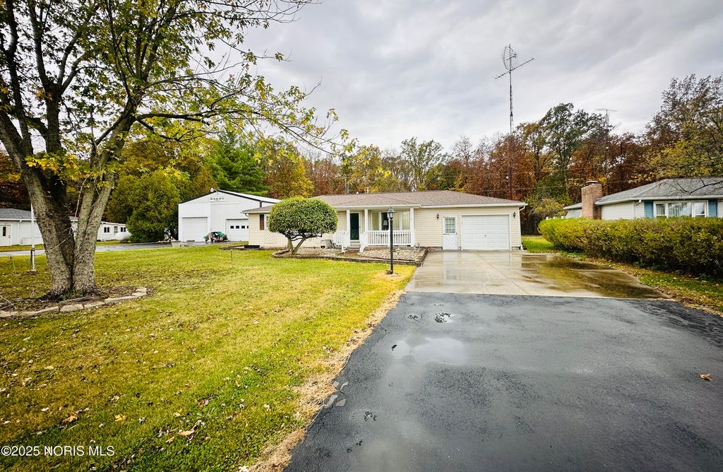 15172 Dohoney Road, Defiance, OH 43512