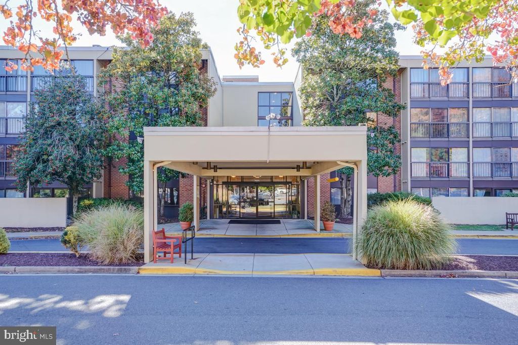 2921 N LEISURE WORLD BLVD #1-226, Silver Spring, MD 20906