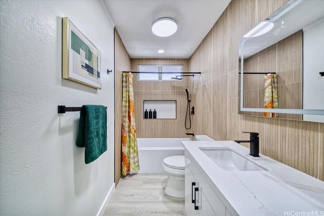 98-1420 KOAHEAHE Street 22, Pearl City, HI 96782