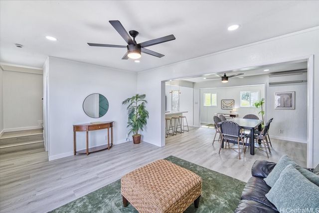 98-1420 KOAHEAHE Street 22, Pearl City, HI 96782