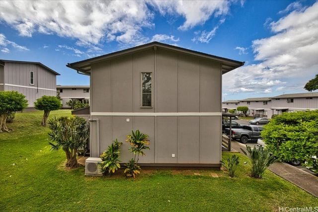 98-1420 KOAHEAHE Street 22, Pearl City, HI 96782