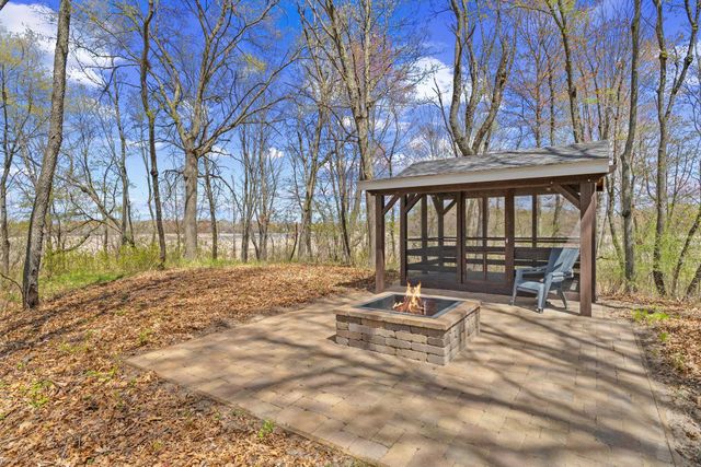 2653 Constance Boulevard NE, Ham Lake, MN 55304