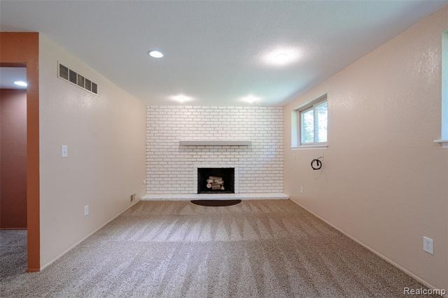 45429 Brunswick Drive, Canton, MI 48187