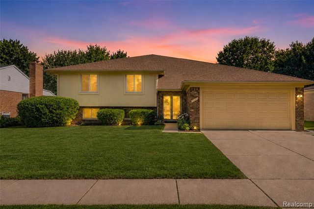 45429 Brunswick Drive, Canton, MI 48187