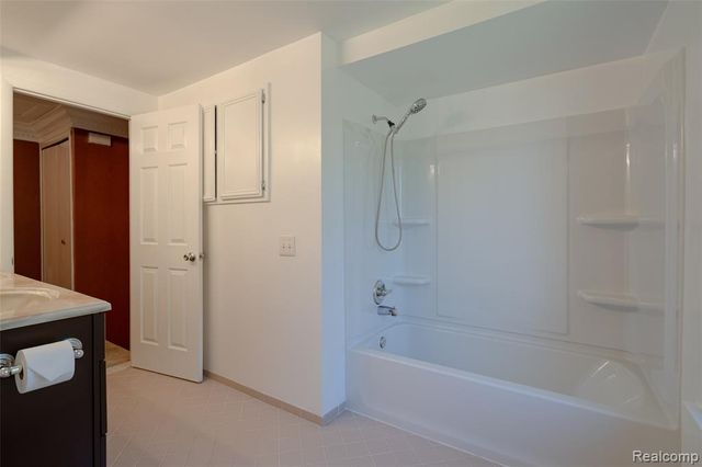 45429 Brunswick Drive, Canton, MI 48187