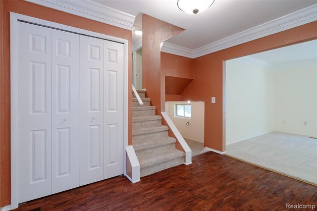 45429 Brunswick Drive, Canton, MI 48187