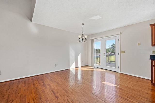 1039 Indian Trail, Lawrenceburg, KY 40342