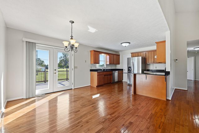 1039 Indian Trail, Lawrenceburg, KY 40342