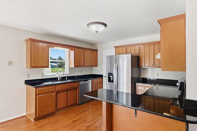 1039 Indian Trail, Lawrenceburg, KY 40342