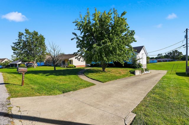 1039 Indian Trail, Lawrenceburg, KY 40342