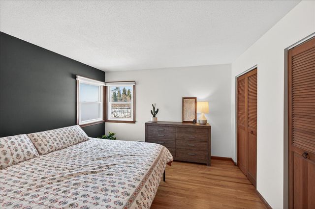 10319 Nicollet Avenue S, Bloomington, MN 55420