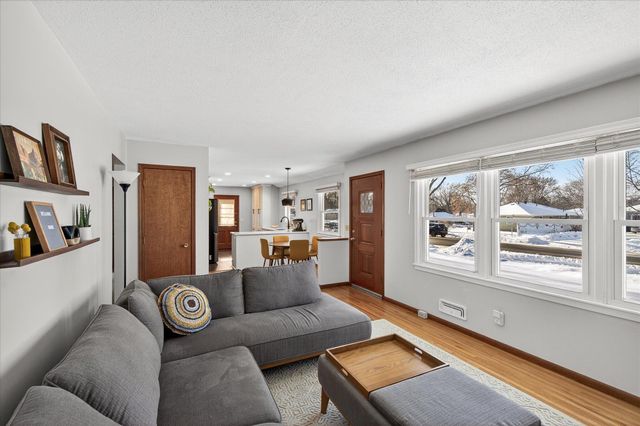 10319 Nicollet Avenue S, Bloomington, MN 55420