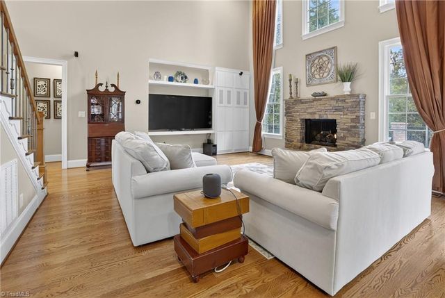 4358 Ashton Oaks Court, High Point, NC 27265