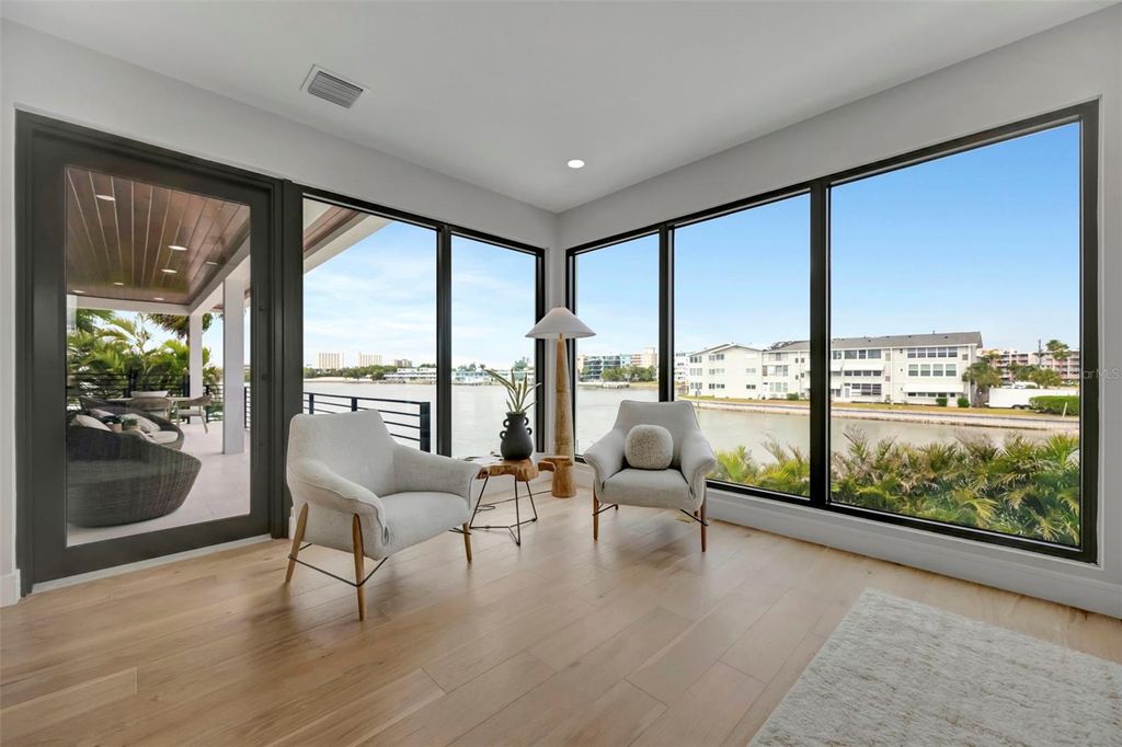 Image 52 of property listing at 7176 S SHORE DRIVE S, St Petersburg, FL 33707