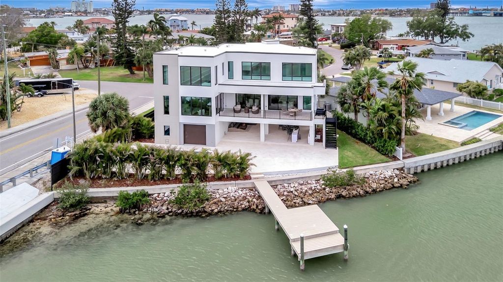 Image 66 of property listing at 7176 S SHORE DRIVE S, St Petersburg, FL 33707