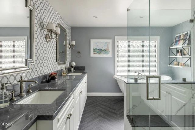 1096 N Holliston Avenue, Pasadena, CA 91104