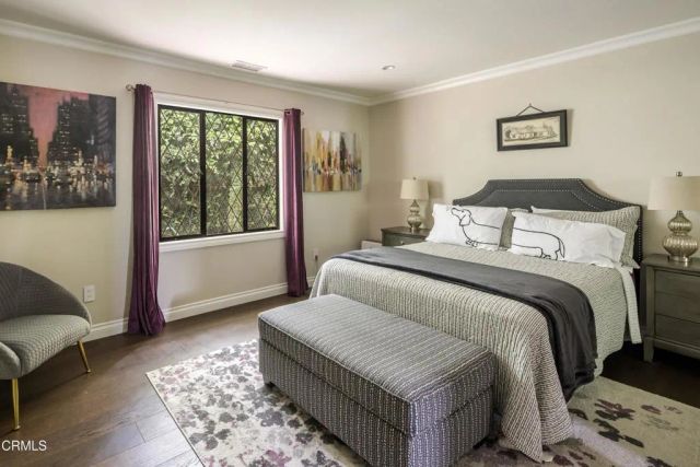 1096 N Holliston Avenue, Pasadena, CA 91104