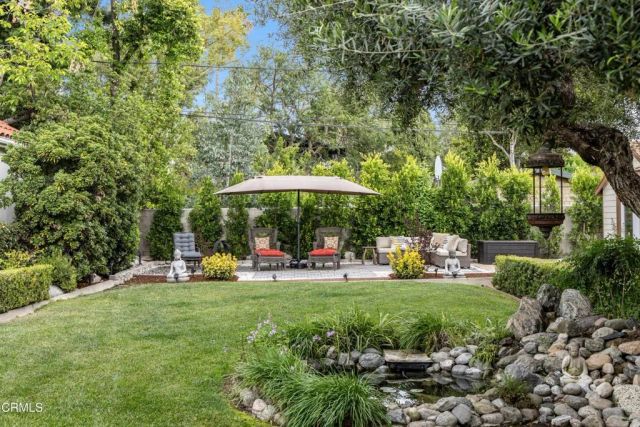 1096 N Holliston Avenue, Pasadena, CA 91104