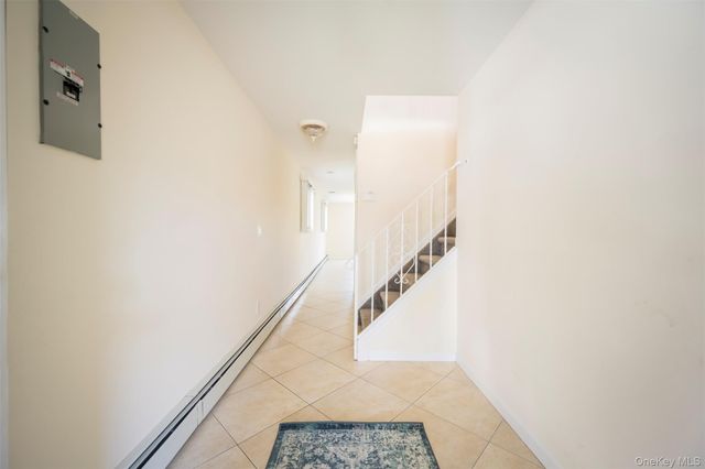 11 7th Street, Bayville, NY 11709