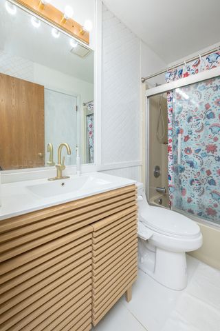 5117 Pembrook Court, Gurnee, IL 60031
