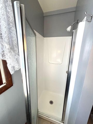 3863 Kingsway Drive, Crown Point, IN 46307