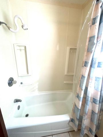 3863 Kingsway Drive, Crown Point, IN 46307