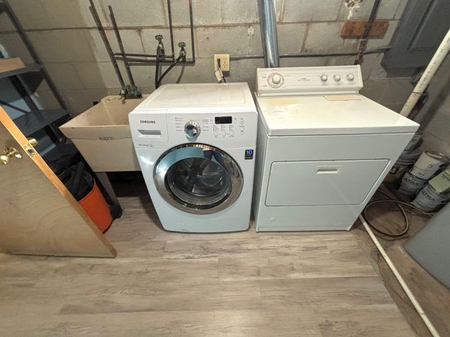 3863 Kingsway Drive, Crown Point, IN 46307