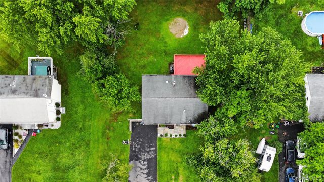 32 Surrey Road, Chester, NY 10918