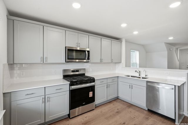 1126 CRANE COURT, Marion, TX 78124