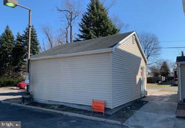 110 KLOCKNER RD, Hamilton, NJ 08619